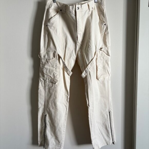 RARE FIND Standard/Cloth Urban Outfitters Cream Flared Cargo Pant - Picture 2 of 8